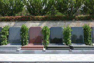 武汉龙泉山孝恩园高档墓地价格