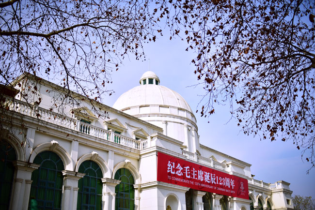 武汉石门峰卧碑墓地价格