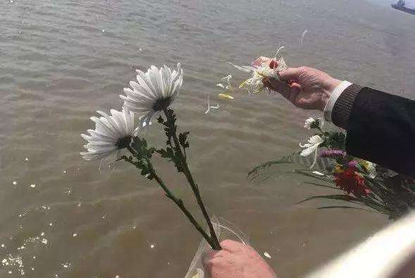 花大价钱买的墓地要不要交管理费