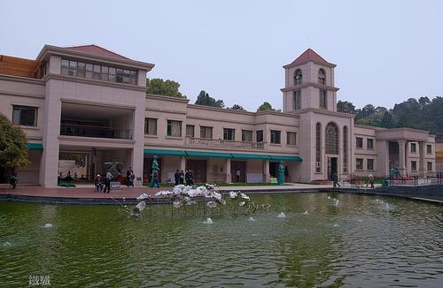 石门峰陵园墙碑墓地价格