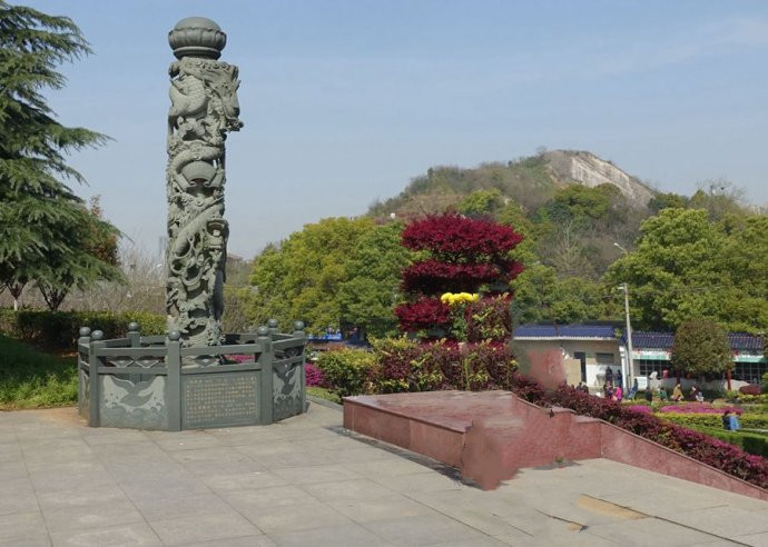  武汉市扁担山公墓指南_扁担山公墓  公墓墓地价格查询电话_墓园网约服务中心