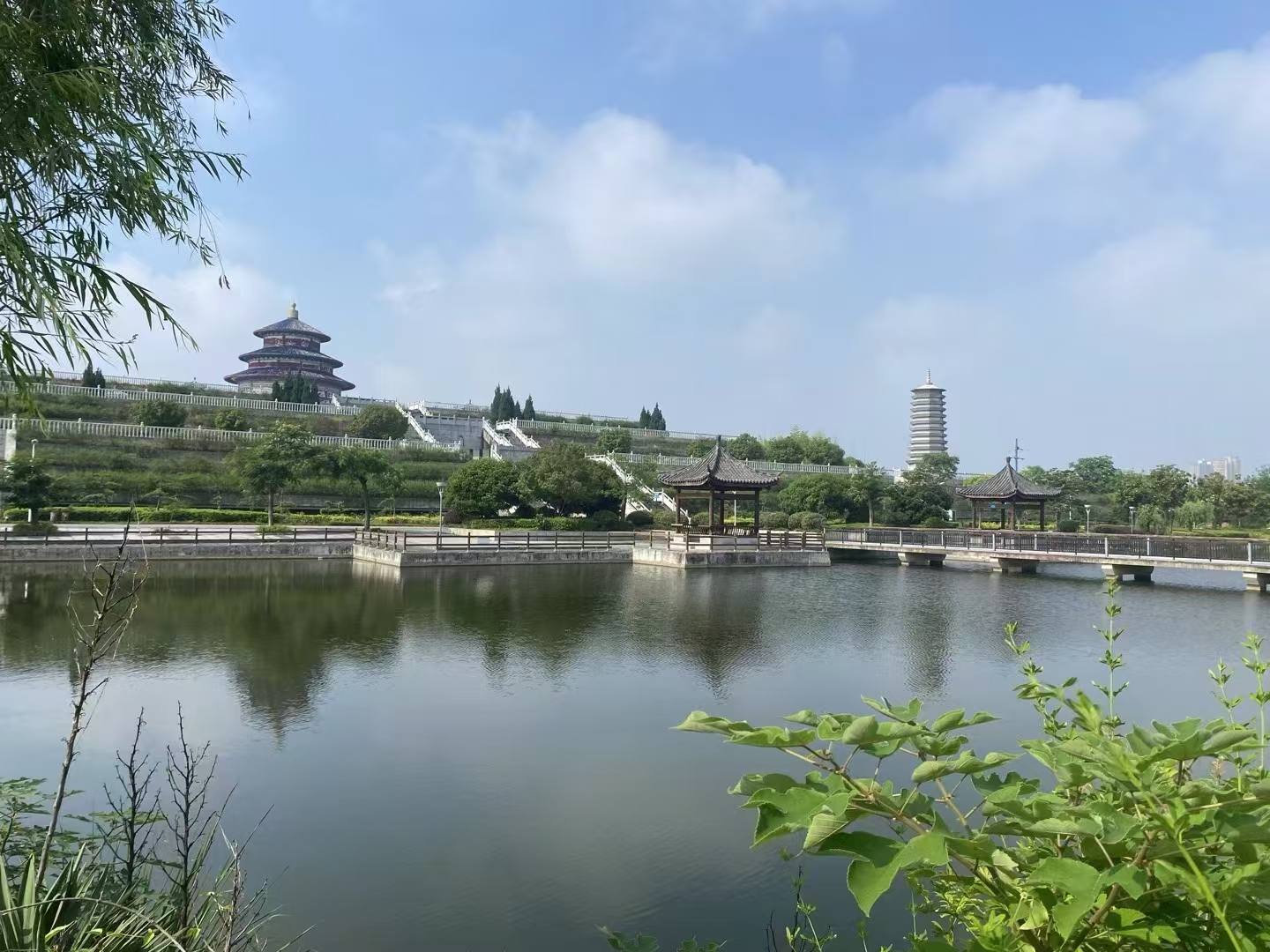 武汉锦辉天堂园文化陵园指南_锦辉天堂文化陵园公墓墓地价格查询电话_墓园网约服务中心