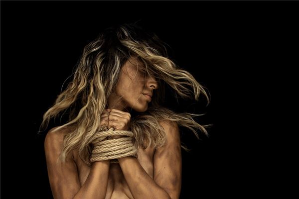 梦见自己被囚禁