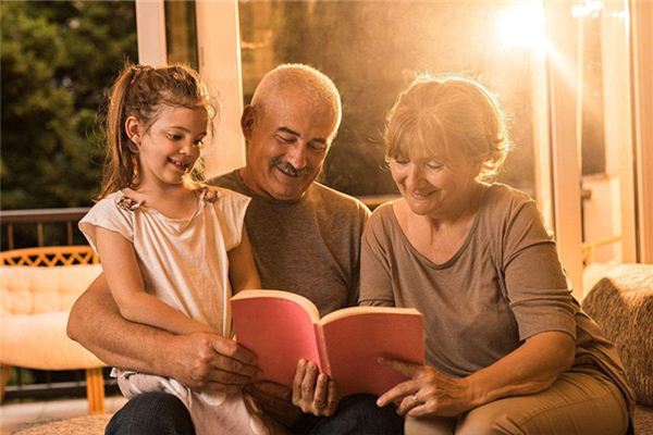 梦见已故的祖父母